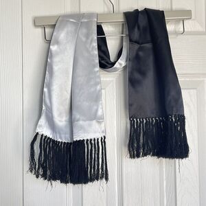 Reversible Scarf Fringe Gray And Black 38 x 12 Polyester